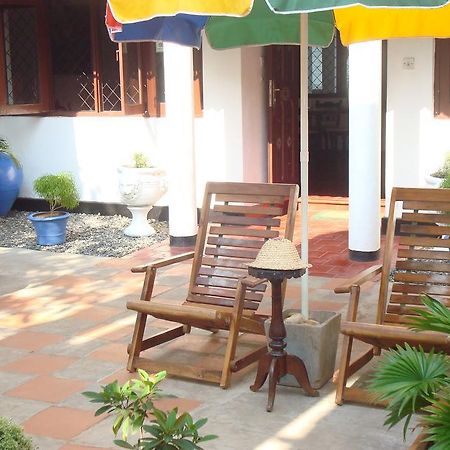 Blue Seas Guest House Dehiwala-Mount Lavinia Luaran gambar