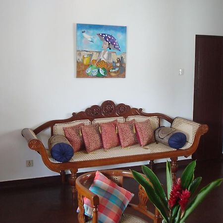Blue Seas Guest House Dehiwala-Mount Lavinia Luaran gambar