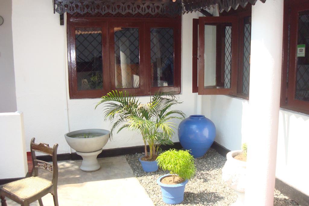 Blue Seas Guest House Dehiwala-Mount Lavinia Luaran gambar
